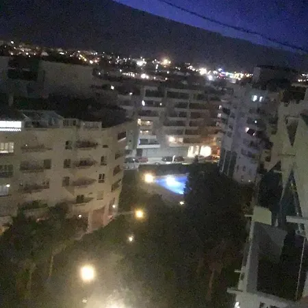 לינה וארוחת בוקר Albatross 1